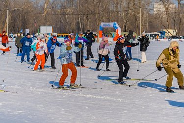 Депутаты на «Лыжне России»